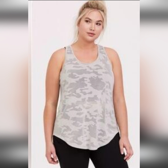 Torrid Active Camo burn out tank Grey Camo plus Size Size 2x - Picture 12 of 15